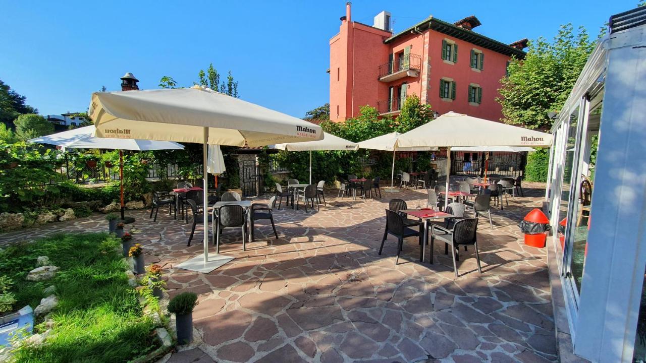 Hostal Ansonea بيرا المظهر الخارجي الصورة
